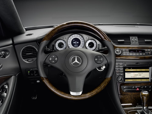 Mercedes Benz CLS Grand Edition Interieur: Pure Elegance (Image: Mercedes-Benz)