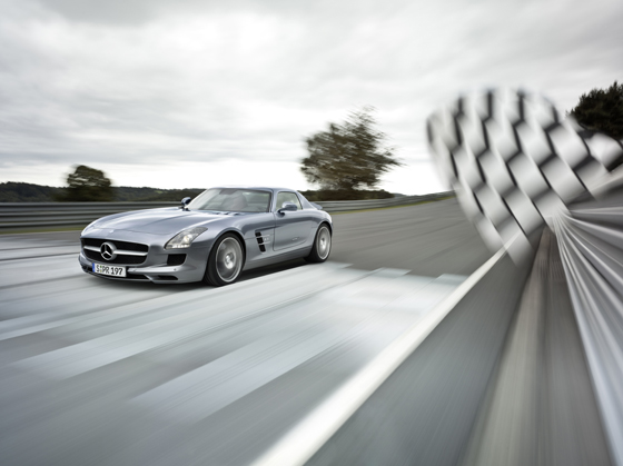 16th of November is the starting day for sales of the new Mercedes-Benz SLR AMG (Image: Daimler)