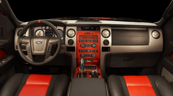 Interieur of Ford F150 Raptor (Image: Ford)