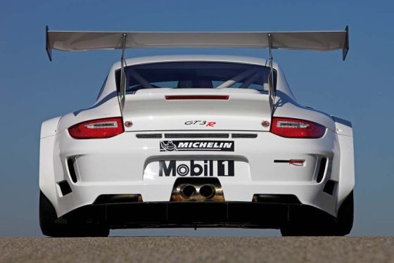  The new 911 GT3 R comes with striking LED rear light clusters. (Photo: Porsche)